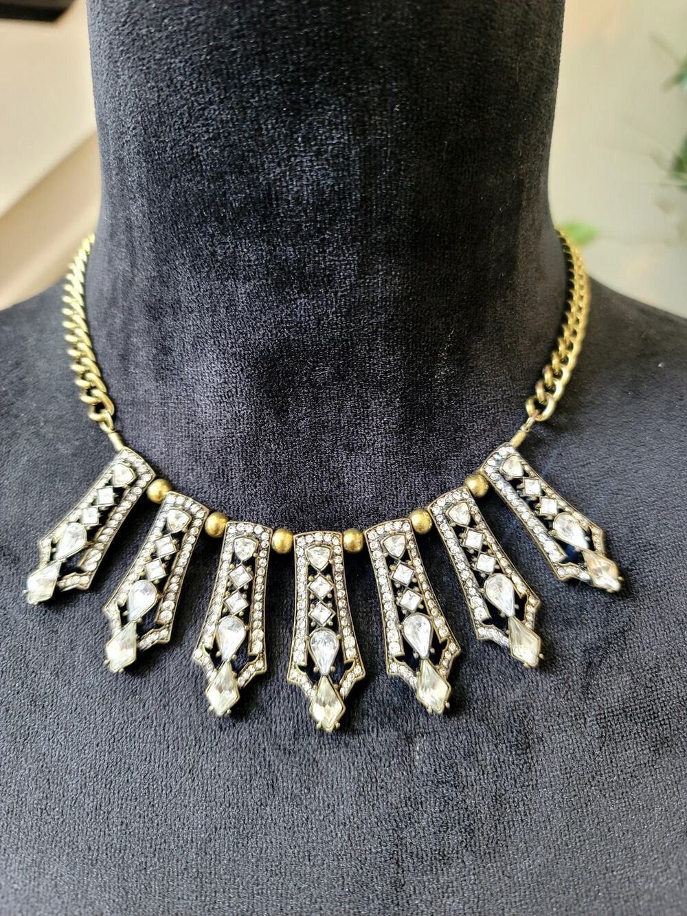 Lulus Art Deco Rhinestone Statement Necklace Gold Tone Crystal Bib Collar